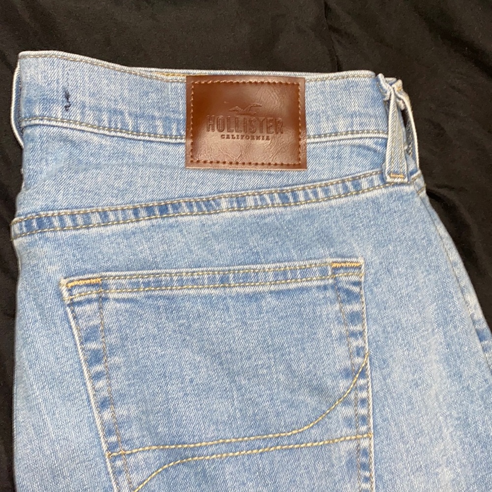 Used Slim Straight Hollister Epic Flex Jeans . Size 33\32